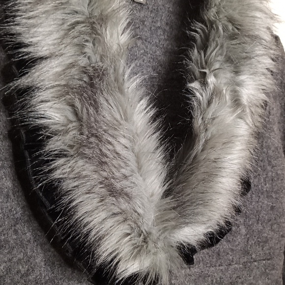 Roz & Ali Gray Wool Velvet Trim Blazer Jacket Coat w/Faux Fur Collar Siz… - Picture 4 of 9